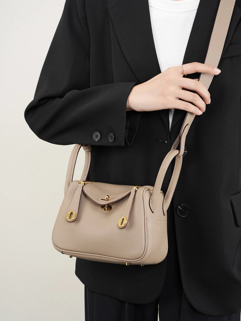 Borsa a tracolla da donna in vera pelle, modello Lindy, piccola, grigia