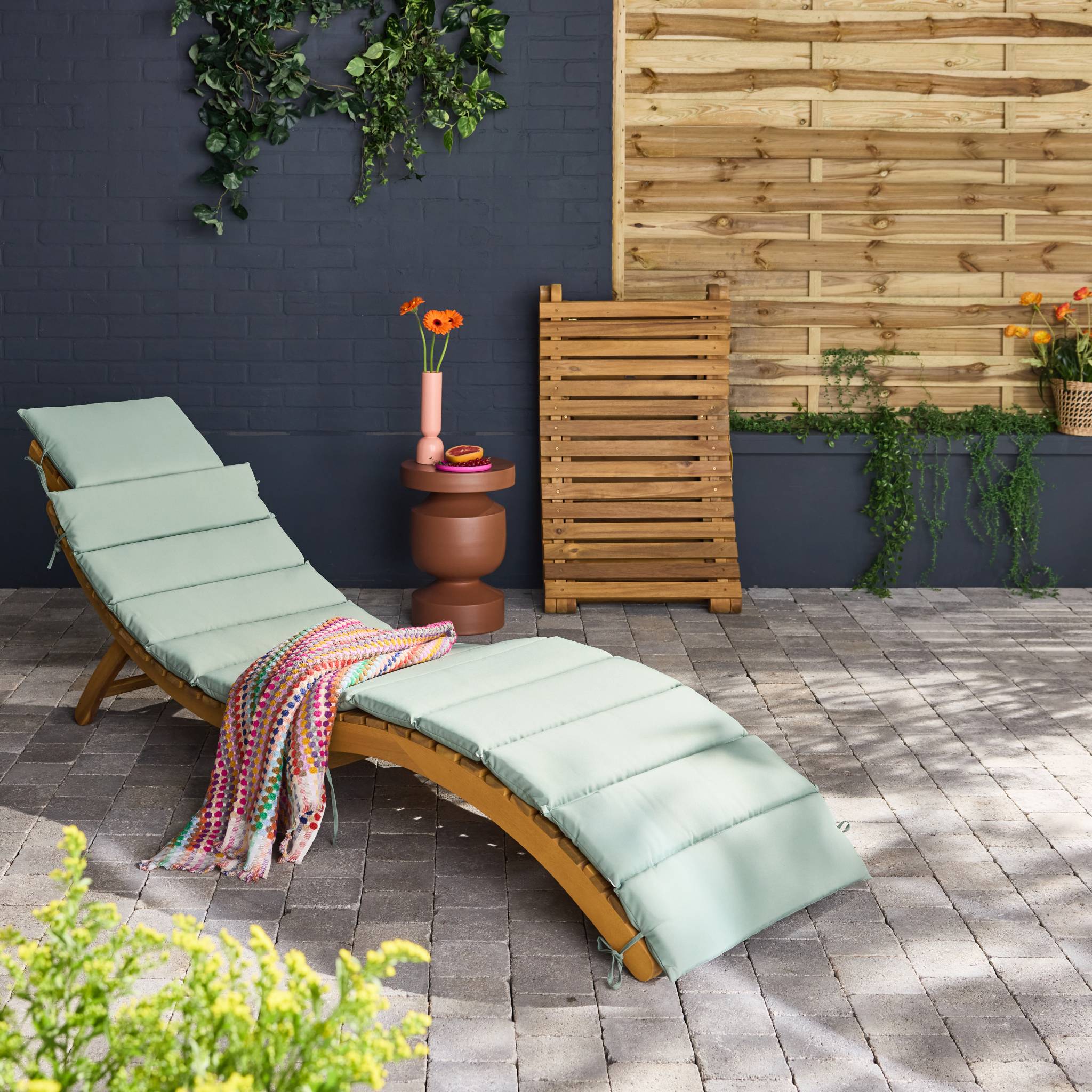 Set di 2 lettini prendisole in legno di acacia, verde grigio