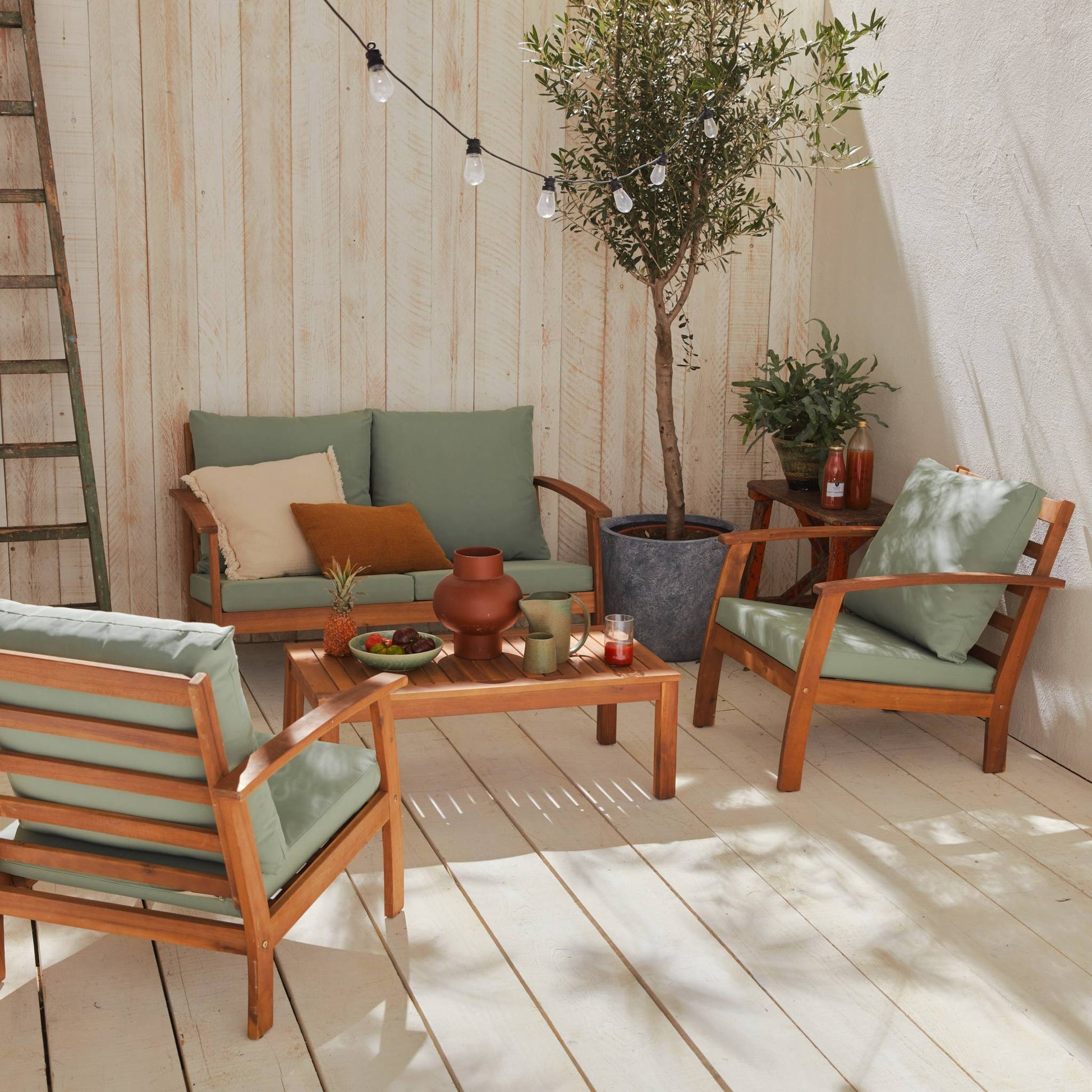 Salotto da giardino in legno a 4 posti, marrone naturale