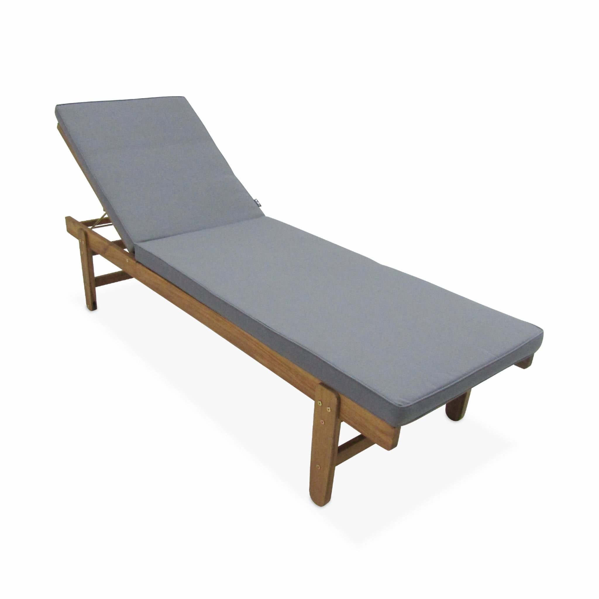 Set di 2 lettini prendisole multiposizione in legno con rotelle,