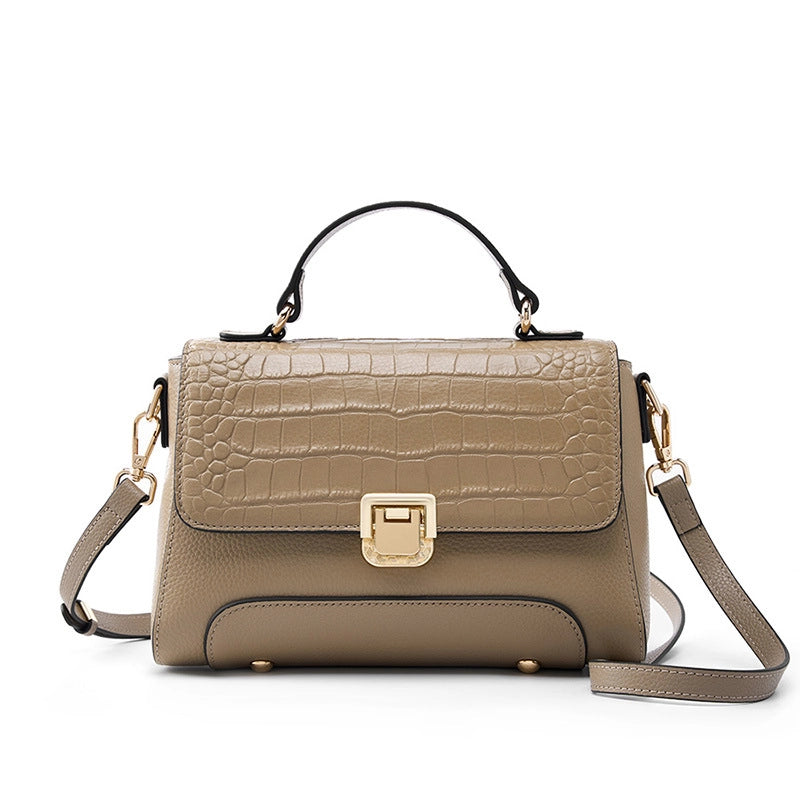 Borsa a tracolla da donna in vera pelle, colore bronzo.