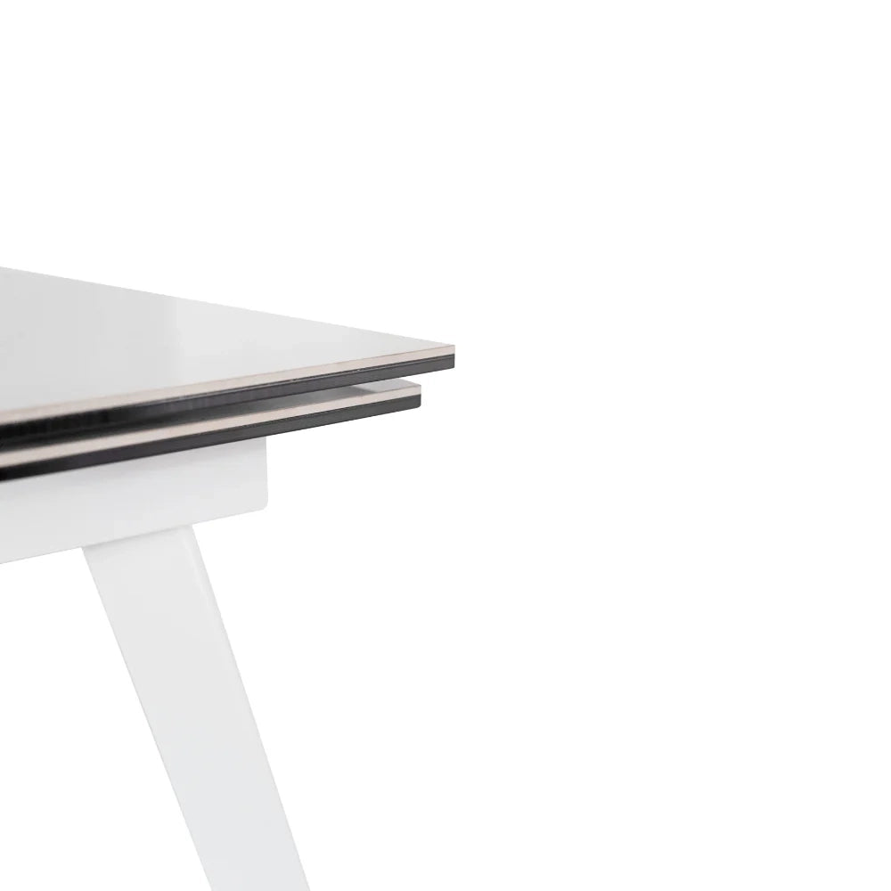 Tavolo da pranzo allungabile in ceramica effetto marmo bianco George 140-200x90 cm fino a 10 posti | Duzzle