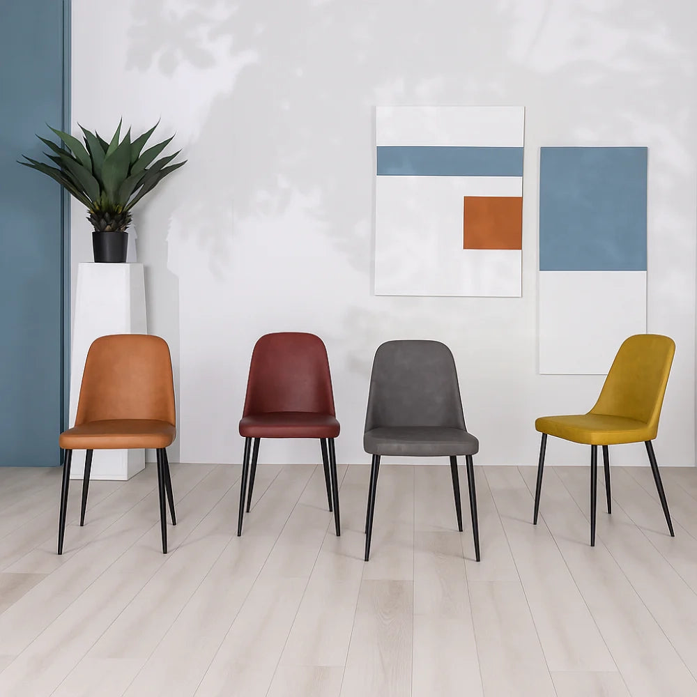 Set di 4 sedie da pranzo imbottite in tessuto soft touch effetto velluto senape Gaelia con struttura in metallo facili da pulire | Duzzle