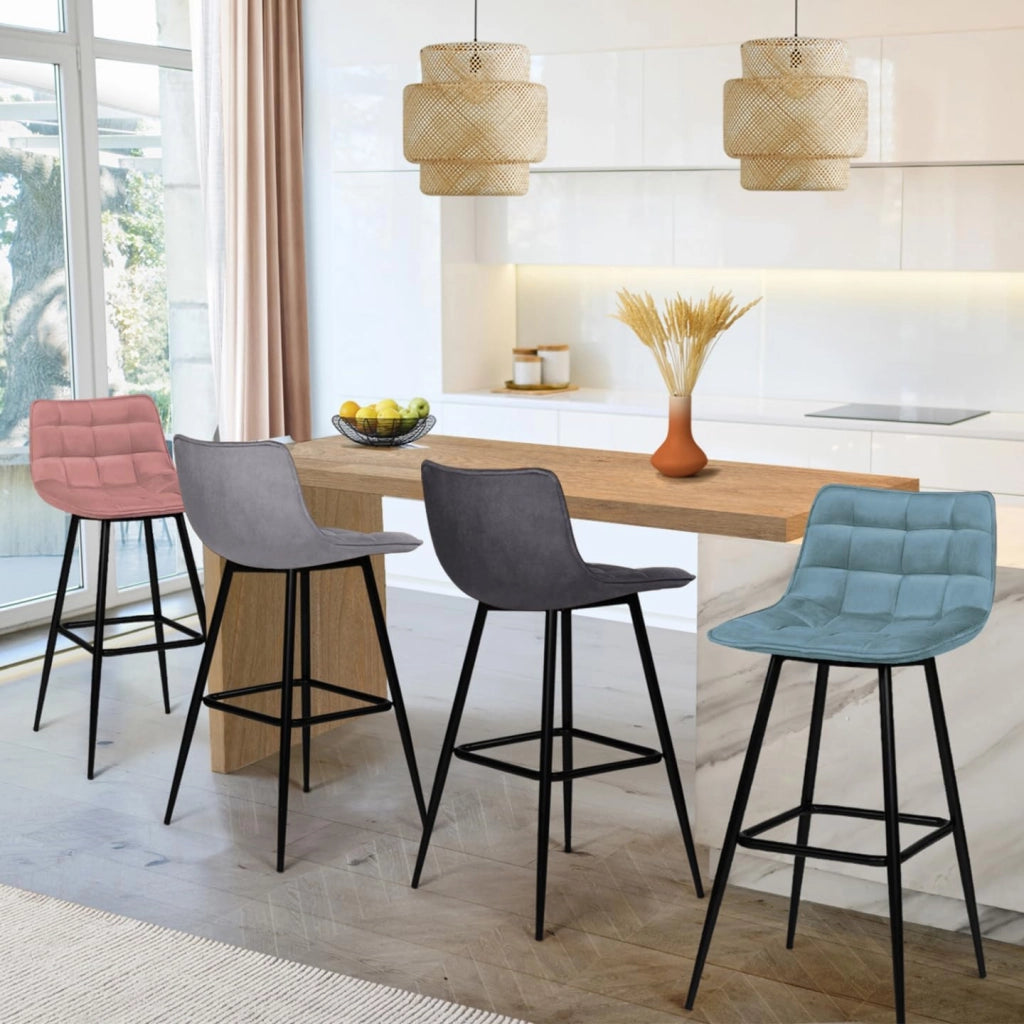Set di 4 sgabelli da bar MADY in velluto blu pastello, grigio chiaro, grigio scuro e rosa