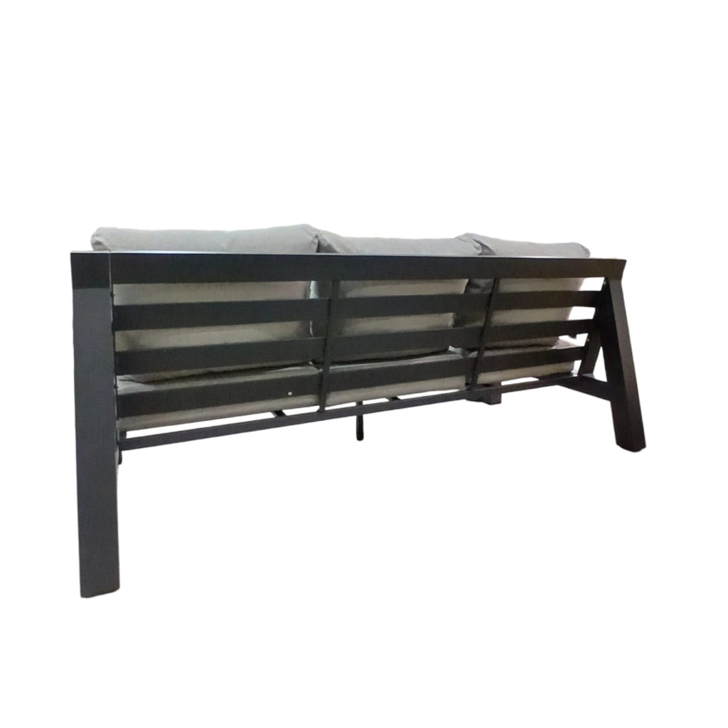 SET SALOTTO KRISTIAN CON DIVANO POLTRONE NERO.