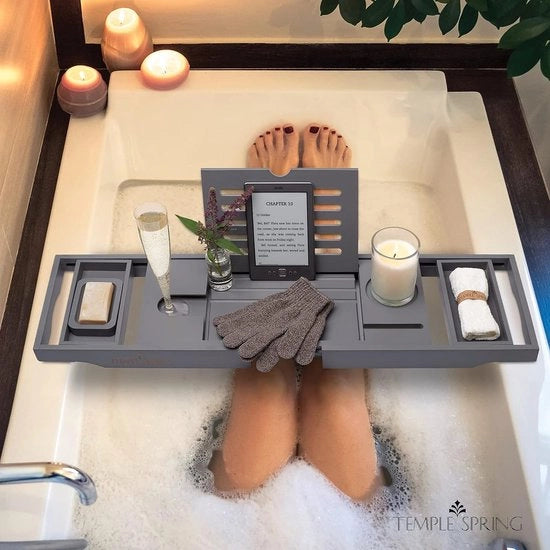 Sostegno per tavolo da bagno con supporto per candela, bicchiere da vino, libro, tablet, iPad e telefono, ponte estensibile e regolabile in legno naturale da posizionare sopra il bagno, 100% bambù, colore grigio.