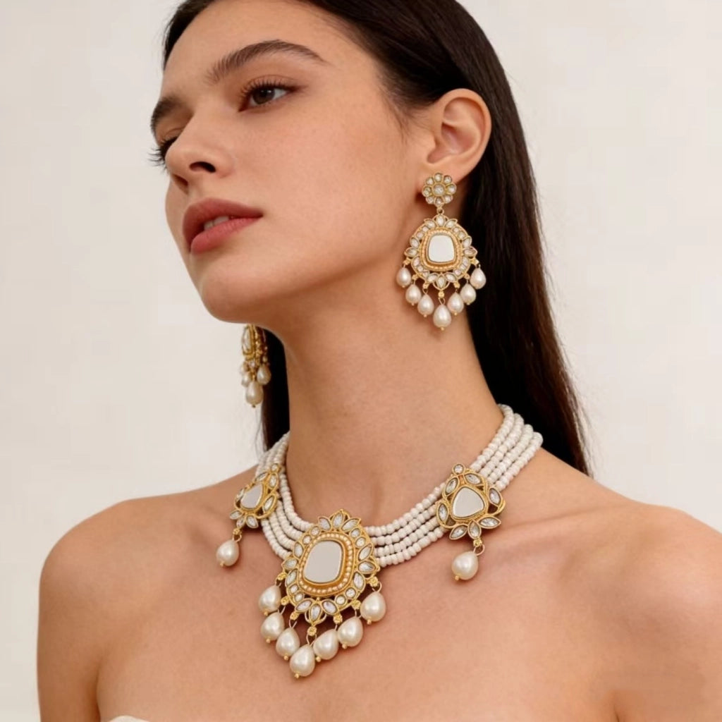 Collana vintage retr¨° con pendente a goccia e perle a pi¨´ strati, set di orecchini con catena per clavicola da sposa