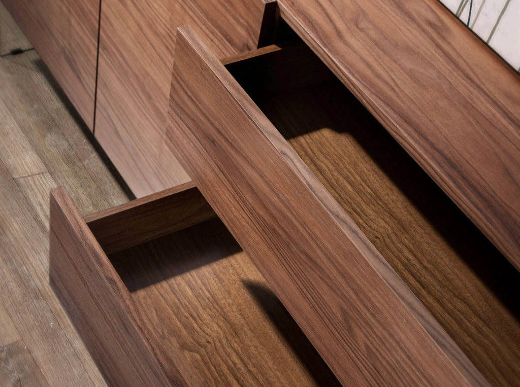 Credenza in noce e vetro temperato