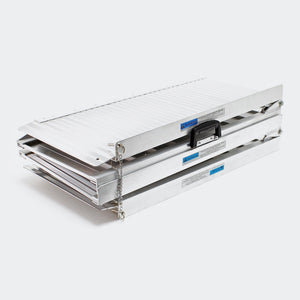 Set di 2 rampe per sedia a rotelle pieghevoli in alluminio 183 x 72 cm 270 kg massimo grigio 3416009