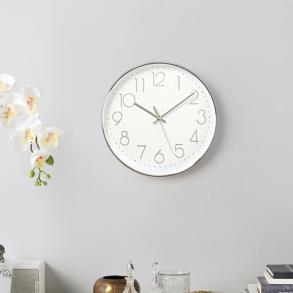 Orologio da Parete Rotondo 30cm con Grandi Numeri e Movimento al Quarzo Preciso Bianco / Argento Nedis