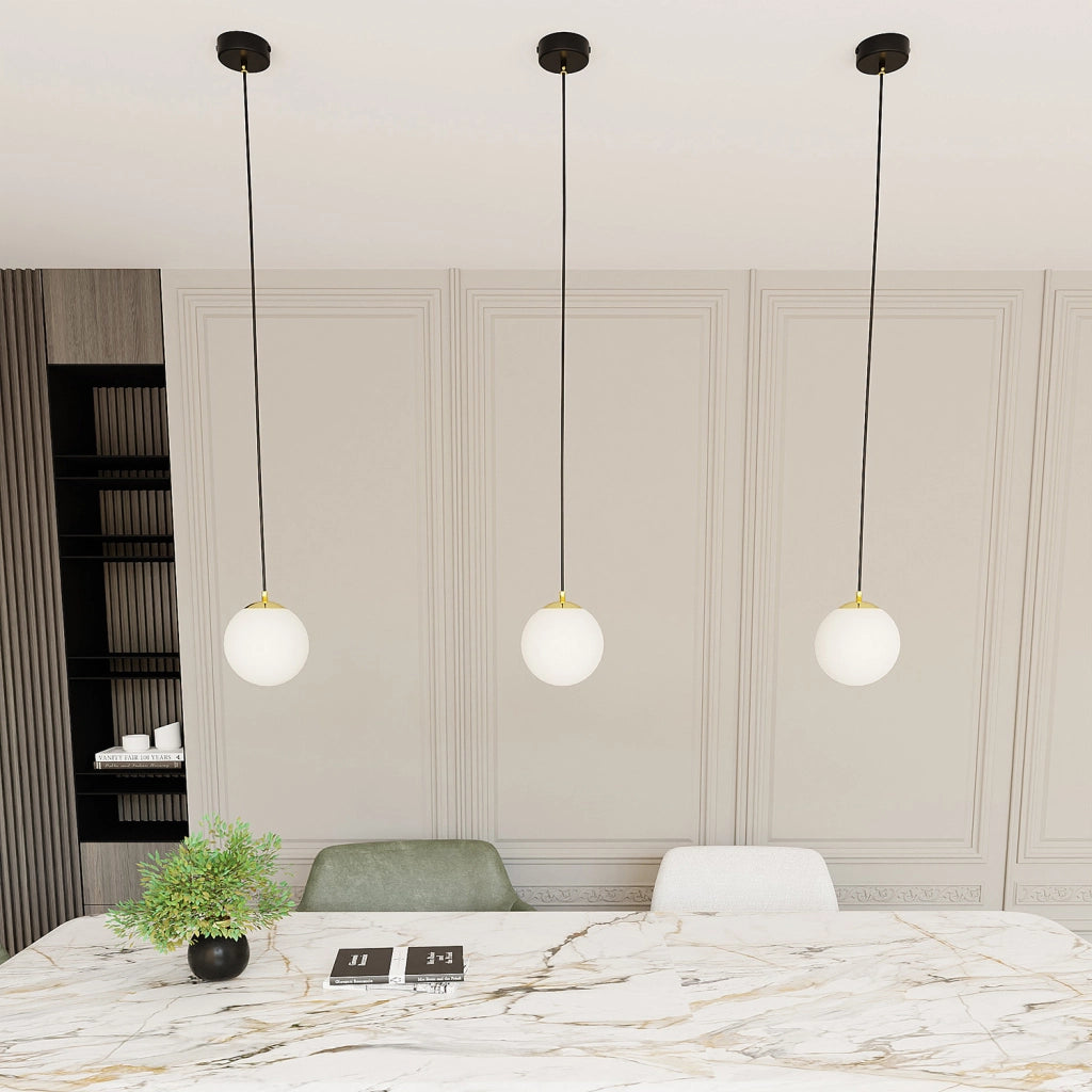 Sospensione Contemporanea Nuada 1 Luce In Acciaio Nero/Oro Sfera Vetro Bianco