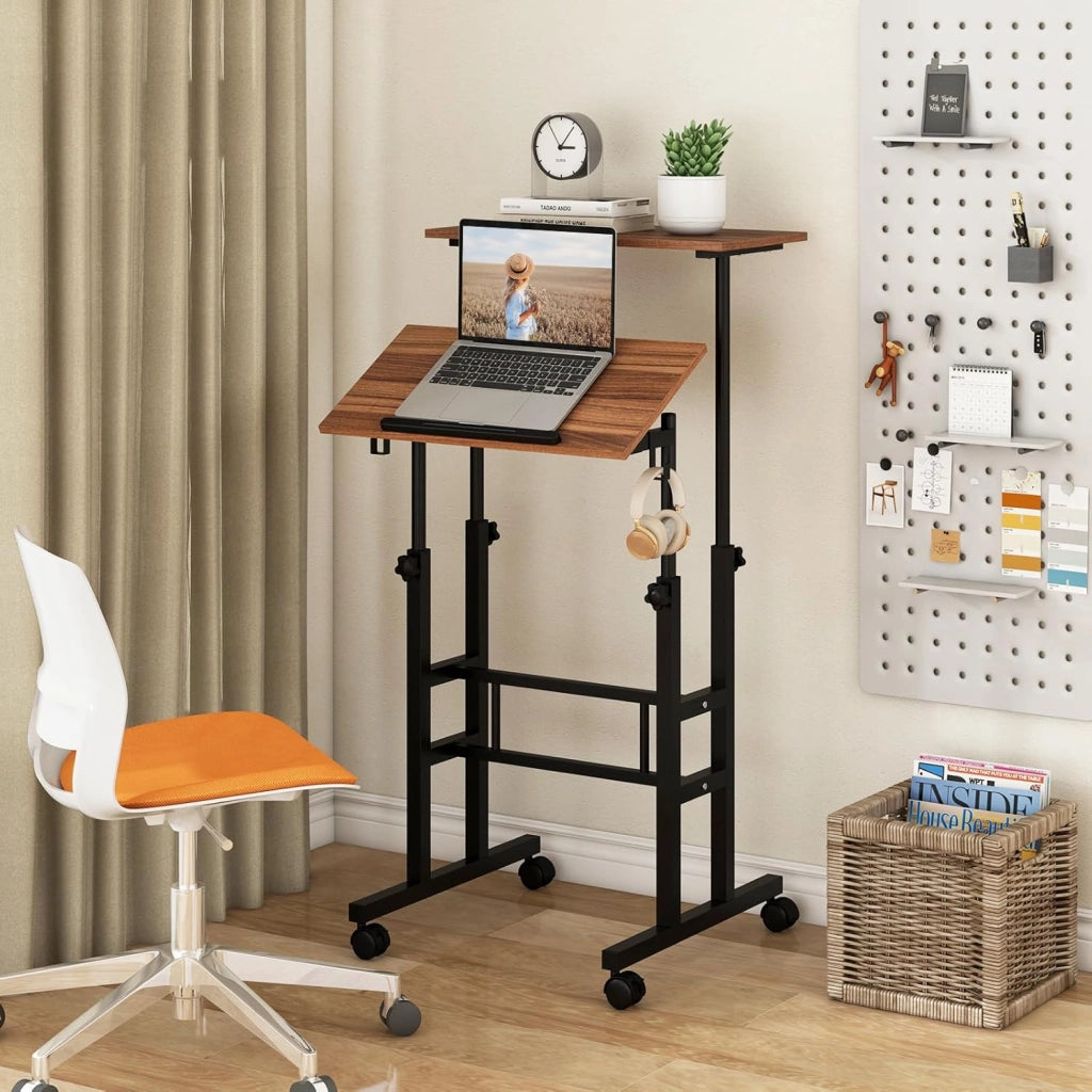 Scrivania per Computer Regolabile in Altezza, Postazione di Lavoro per Computer con Ruote e Ganci, Tavolo Porta PC per Studio e Ufficio, 60 x 60 x 72-124 cm (Marrone)