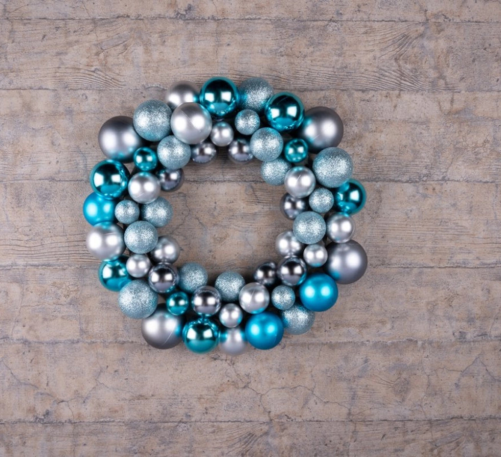 Ghirlanda Natalizia con Palline per Porta Corona di Natale 55 Sfere Blu Argento