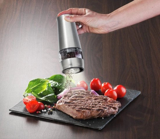 Molitore 2 in 1 elettrico con luce in acciaio inossidabile per sale e pepe con finitura argento.
