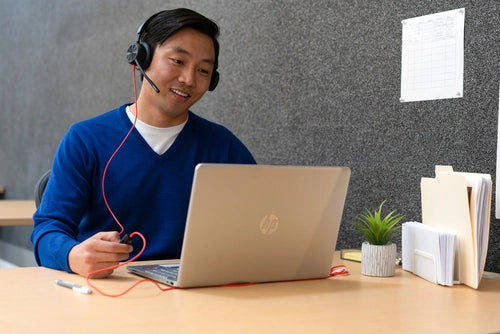 HP Poly Cuffie stereo Poly Blackwire 8225 con connettore USB-C, certificate per Microsoft Teams + adattatore USB-C/A
