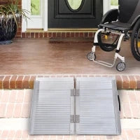 Rampa per Sedia a Rotelle Pieghevole in Alluminio con Bordi Esterni, 61x74x5 cm, Argento