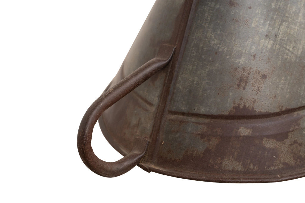 Biscottini Lampadario a sospensione e ad imbuto non elettrificato L34xPR29xH30 cm in ferro