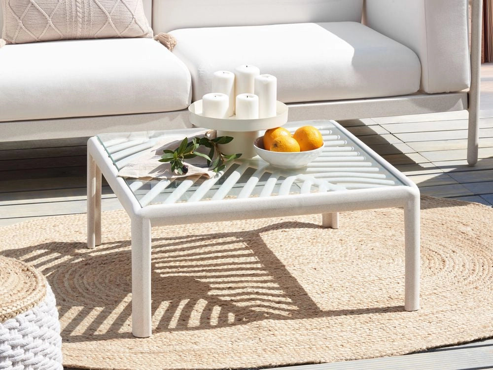 Tavolino da giardino Beige chiaro Struttura sintetica 69 x 69 cm Stile moderno per esterni