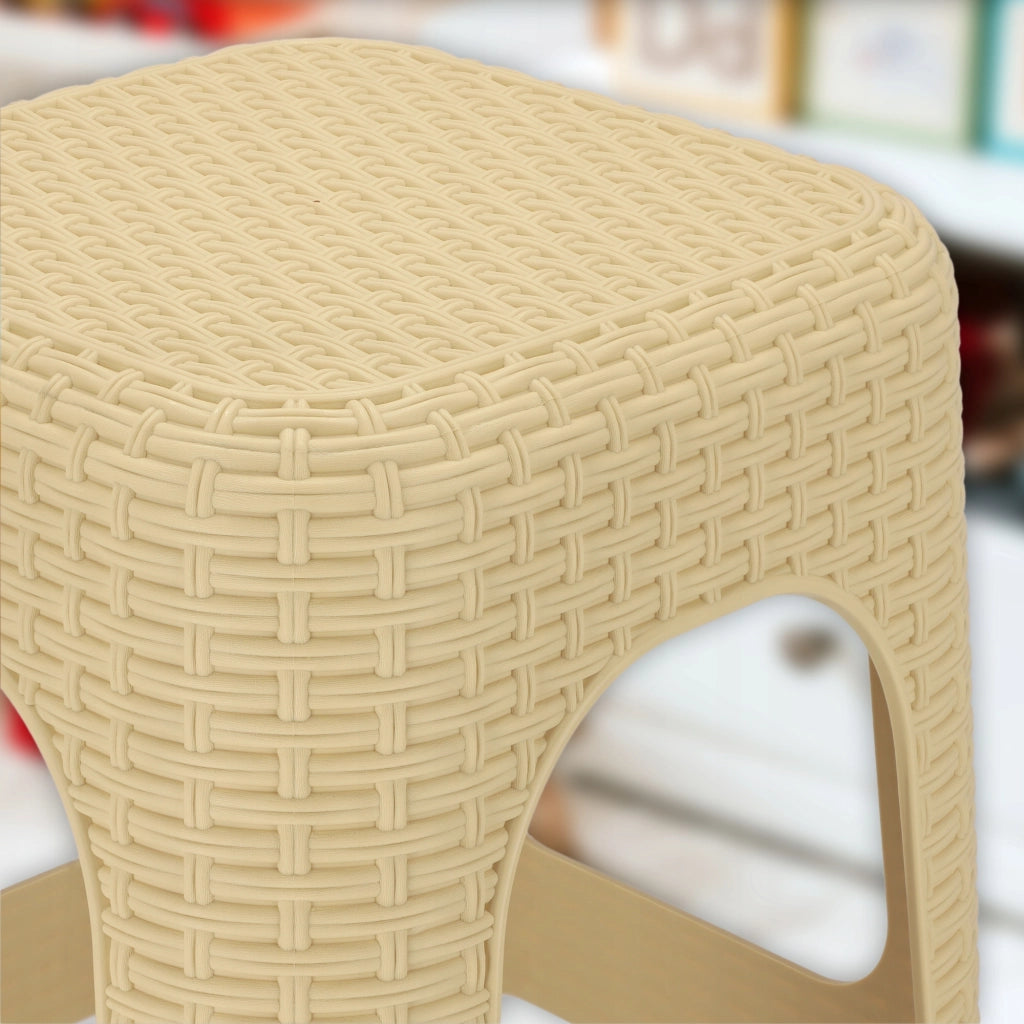 Sgabello da cucina KADAX con base antiscivolo, portata massima 120 kg.