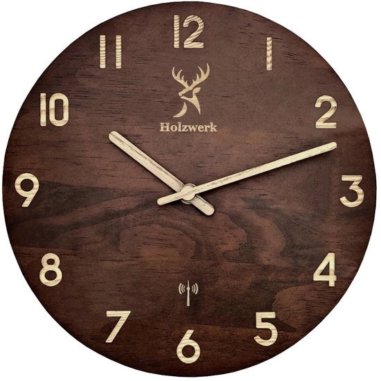 Orologio a muro a controllo radio con movimento silenzioso in legno naturale 

 Specifiche:
 - Materiale: legno naturale massello
 - Dimensioni: 25 cm
