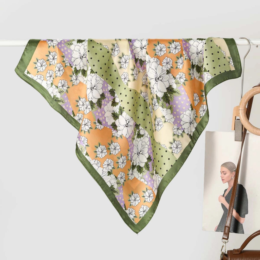 Nuova sciarpa da donna in seta stampata, stile coreano, sciarpa decorativa alla moda e versatile.