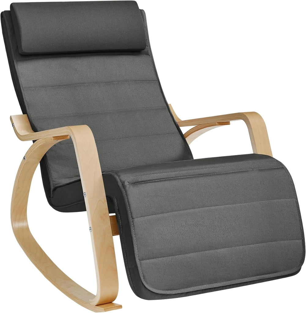 SONGMICS Sedia a Dondolo con Braccioli in Legno di Betulla, Poltrona a Dondolo con Poggiapiedi Regolabile in 5 Posizioni, Max Portata 150 kg, Soggiorno Cameretta, Beige LYY10M