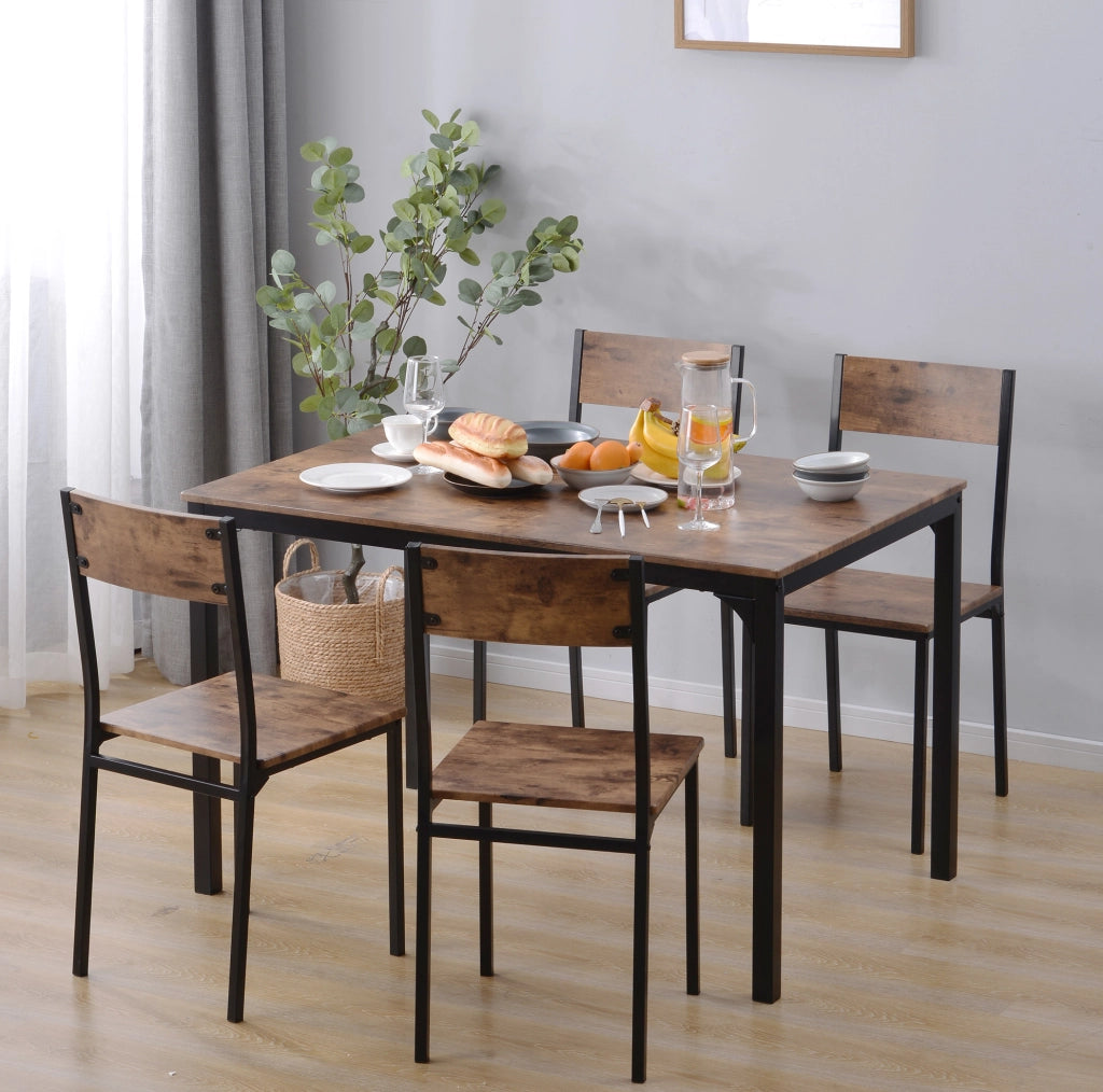 Gruppo tavolo da pranzo con 4 sedie salvaspazio; 108x65x75 cm; marrone