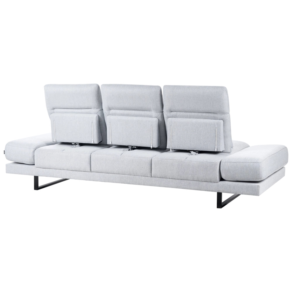 Divano moderno a 3 posti con Rivestimento in poliestere grigio chiaro e Gambe in acciaio soggiorno elegante