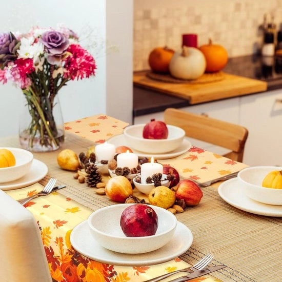 Set di tovaglie da tavola per festa autunnale - 137 x 274 cm - Decorazione per festa autunnale con foglie di quercia e stampo di zucche