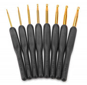 Set di Uncinetto 8 Forme - Manico in Alluminio Leggero - Manico Ergonomico - Pomo in ABS Soffice - Uncinetti Artigianali - Ideale Regalo - Uncinetto con Ago
