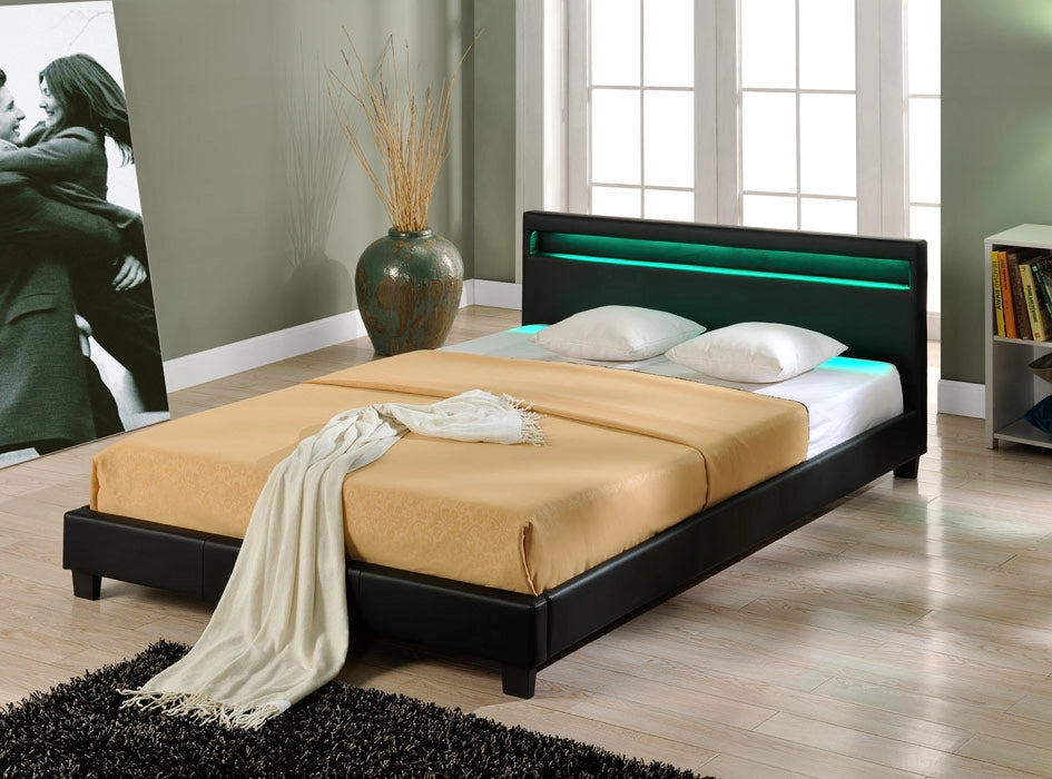 Letto Matrimoniale Imbottito 180x200 cm Testiera Alta con Illuminazione a LED Similpelle - Nero Corium