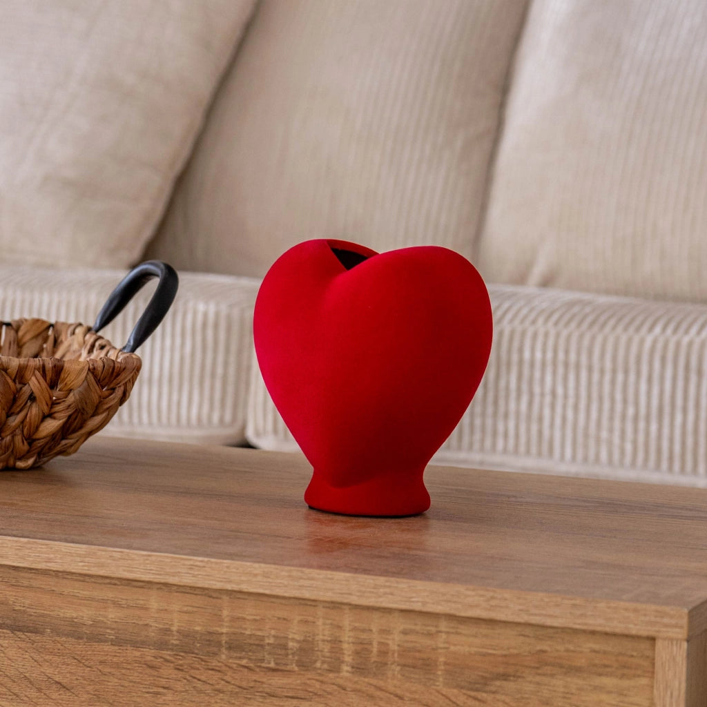 Vaso Decorativo Moderno da Interno in Ceramica – Collezione Design Elegante per Arredo Casa,Vasi Da Soggiorno, Tavolo o Salotto Soprammobile Di Design Cuoricino - Rosso effetto Velluto