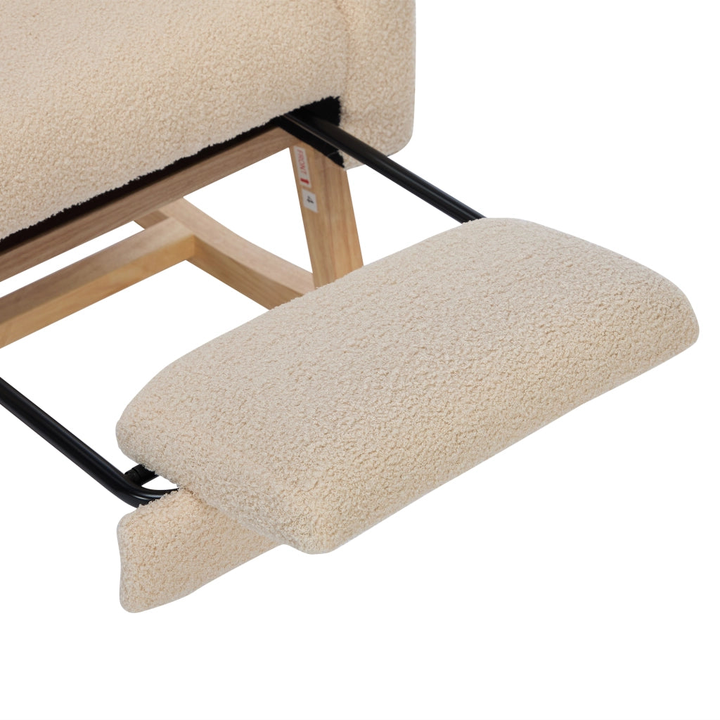 Poltrona a dondolo beige in boucl¨¦ con struttura in legno massello, schienale alto e tasca laterale