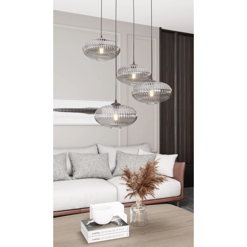 Lampadario 4 Luci Iris Base Tonda In Acciaio Nero Paralume Plissettato Fumè