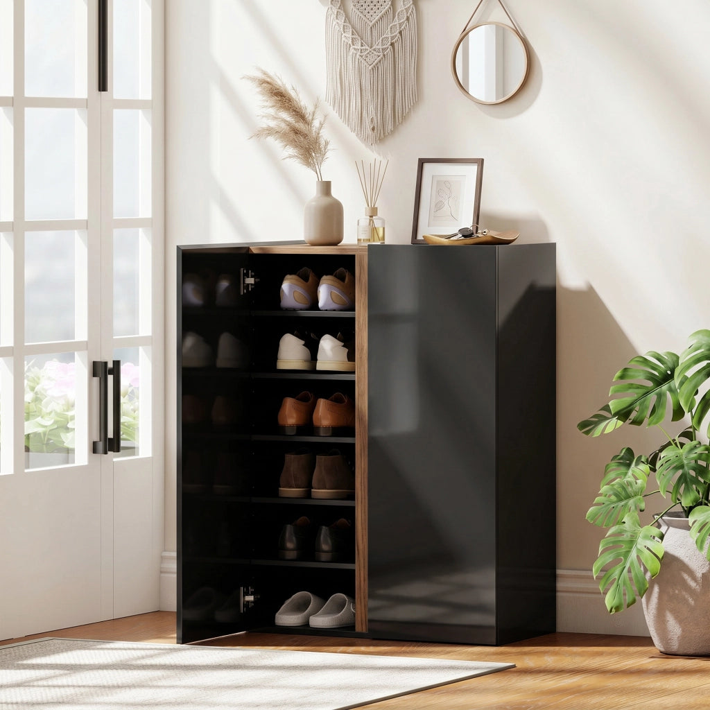 Scarpiera con apertura soft-close, 6 ripiani, design senza maniglie, nero lucido ¨C Minimal ¨C 80x35x185 cm