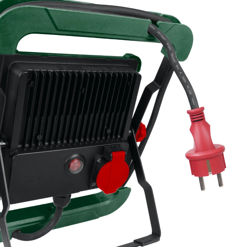 Faro LED 50W con presa 230V verde orientabile IP54
