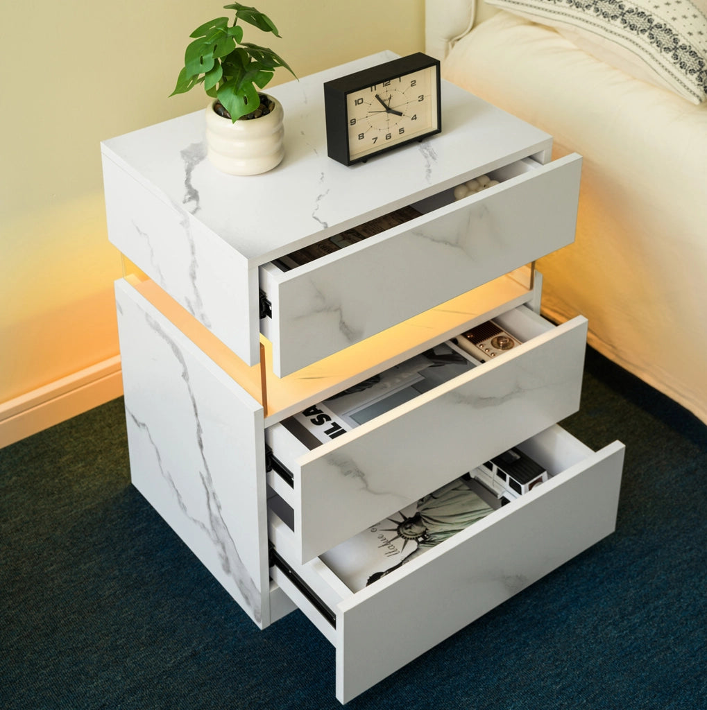 Comodino con 3 cassetti e luce LED RGB; in legno ingegnerizzato; bianco opaco