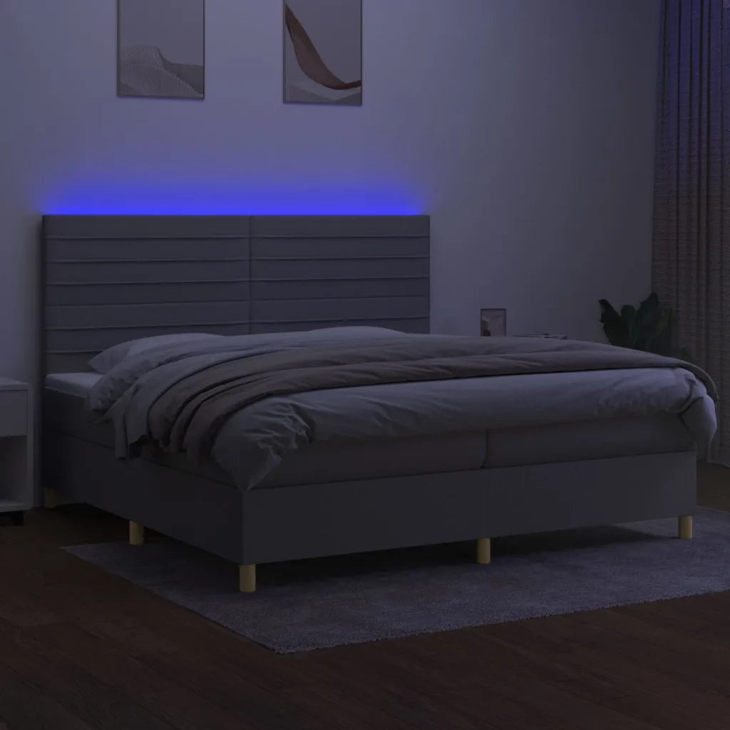 Letto a Molle Materasso e LED Grigio Chiaro 200x200 cm Tessuto 3135541