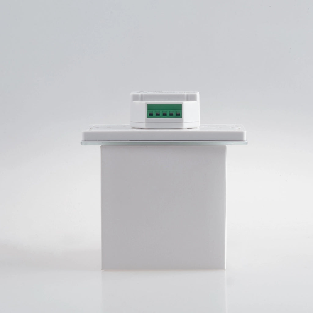 WALLPAD RF2,4G CONTROLLO RGB E RGBW E RGB+CCT 4 ZONE 5 CANALI 230V COLLEGABILE CON DMX512 12X8X3,7CM