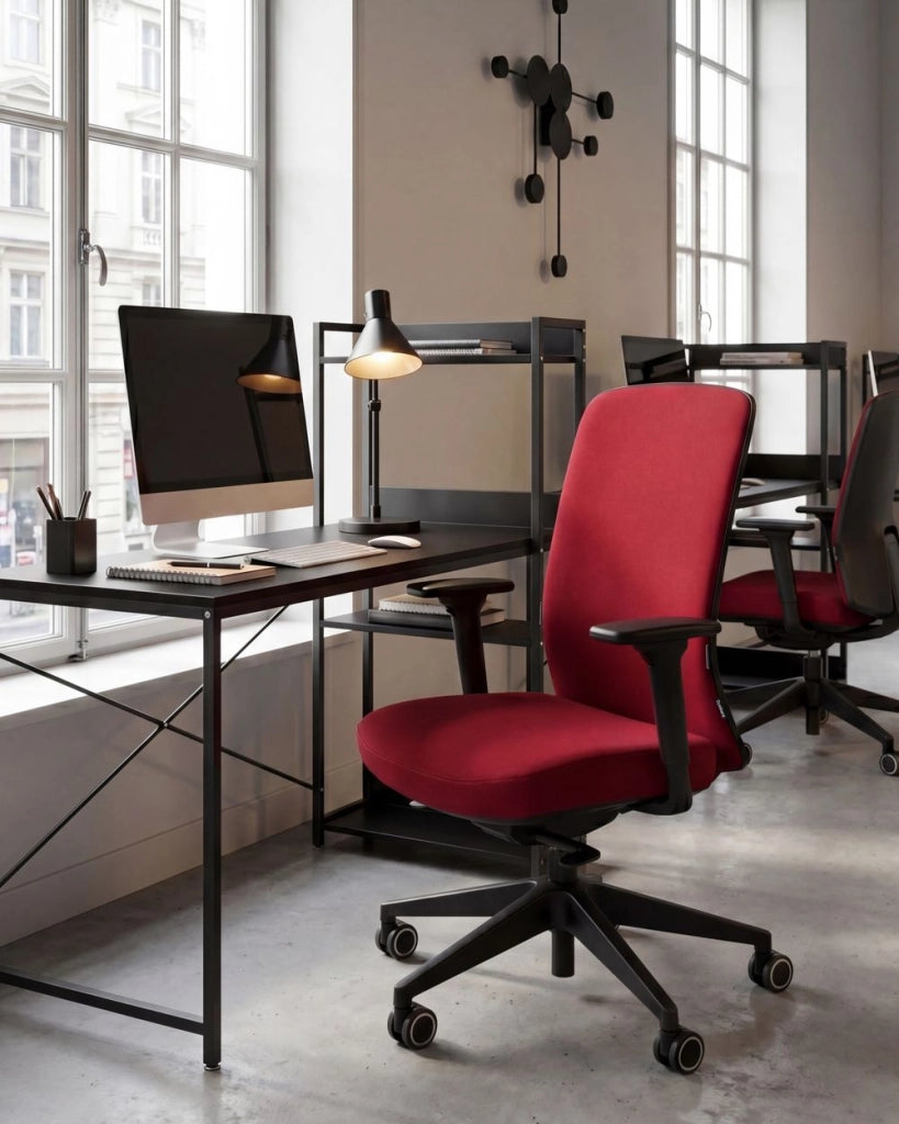 Sedia da ufficio ergonomica con schienale regolabile, seduta scorrevole, braccioli regolabili e supporto lombare rosso scuro