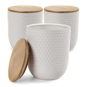 SET 3 BARATTOLI TONDI IN CERAMICA CON RILIEVO BIANCO, TAPPO IN LEGNO 13X13X17CM
