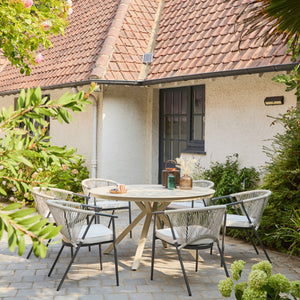 Set 4 sedie da giardino impilabili in acciaio e corde, beige