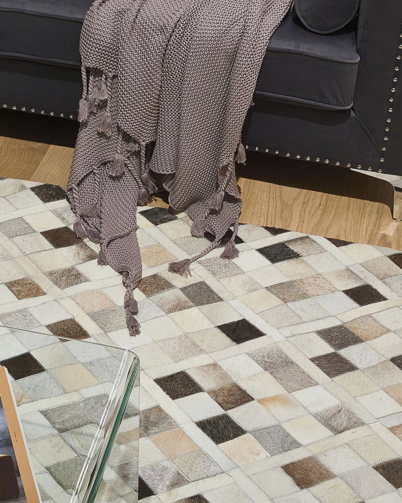 Tappeto tappetino Tappeto Grigio e Beige Pelle Scacchi 140 x 200 cm Rustico Moderno