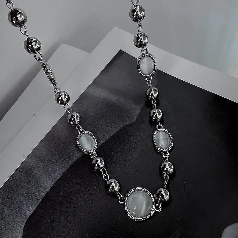 Collana patchwork fatta a mano con pietre bianche, regalo di Natale per donna, regalo di compleanno
