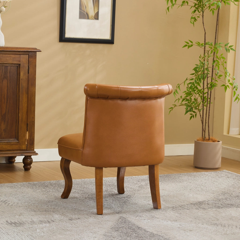 Sedia da pranzo in pelle con gambe in legno e bottoni decorativi - marrone chiaro