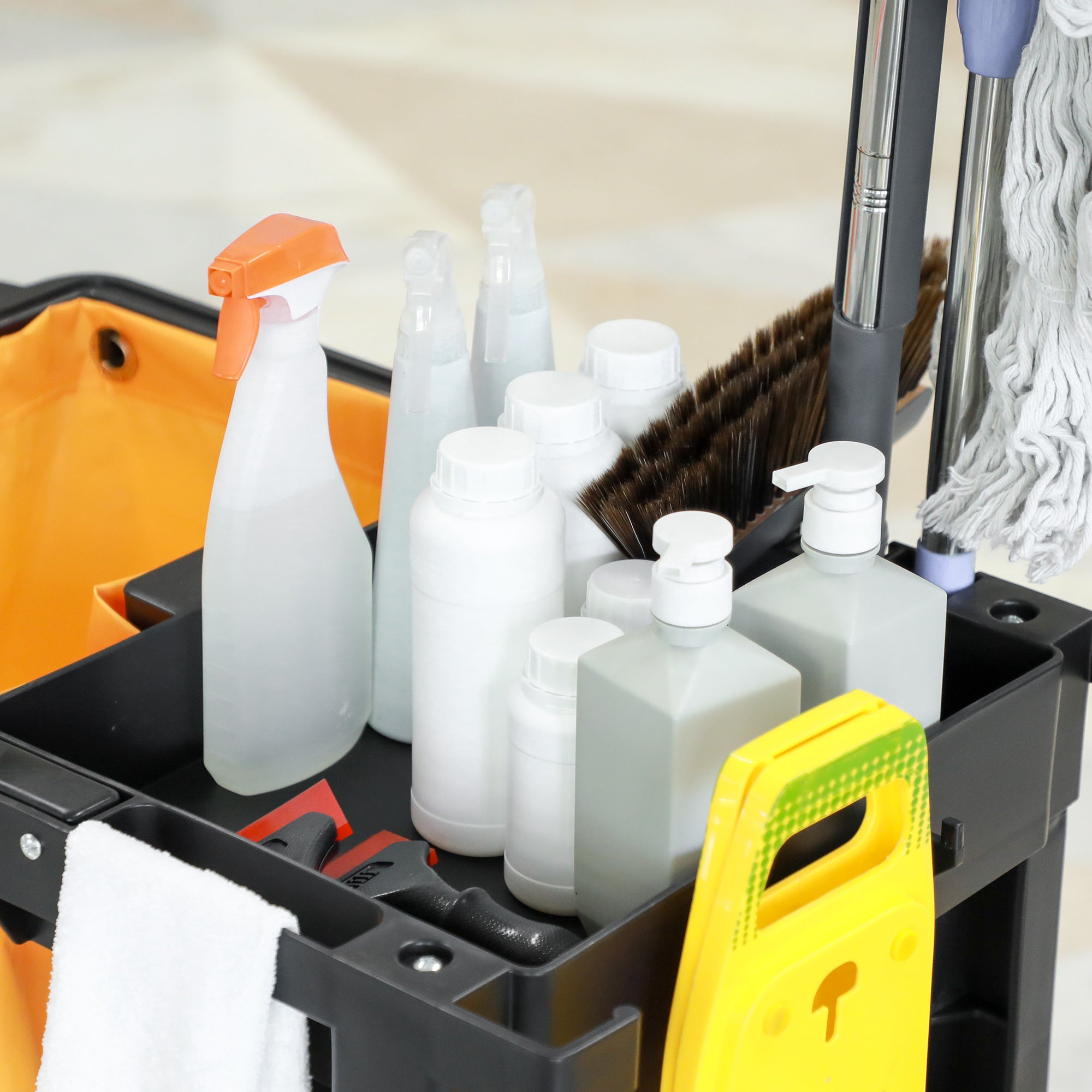 Carrello Pulizie 4 Ripiani Sacco da 100L 121x50,5x96,5 cm Nero Giallo e Grigio