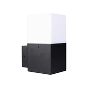 APPLIQUE DA PARETE PER ESTERNO IN ALLUMINIO NERO E ACRILICO ATTACCO E27 - COMPATIBILITA' CON LAMPADINE FINO A 12W