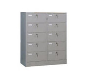 Armadio a 10 caselle con serratura ad ogni singolo sportello e serratura centrale cm. 90x35x106h