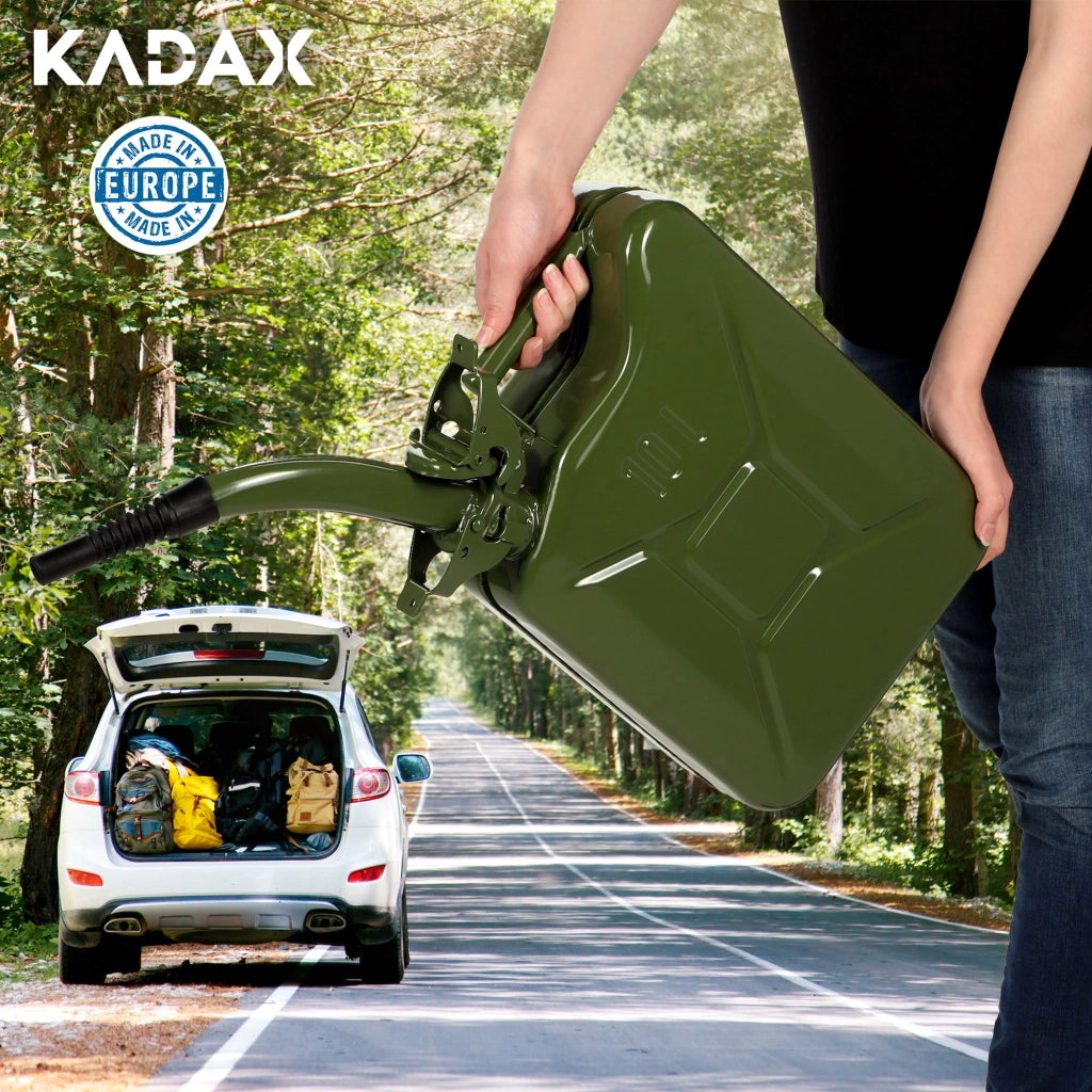 Imbuto per olio combustibile liquido KADAX in metallo e gomma, fissato al contenitore.