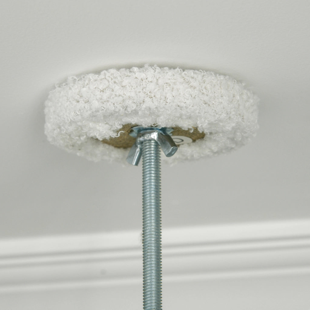 Albero Tiragraffi per Gatti a Soffitto con Palo Regolabile da 225-255 cm in Peluche Bianco